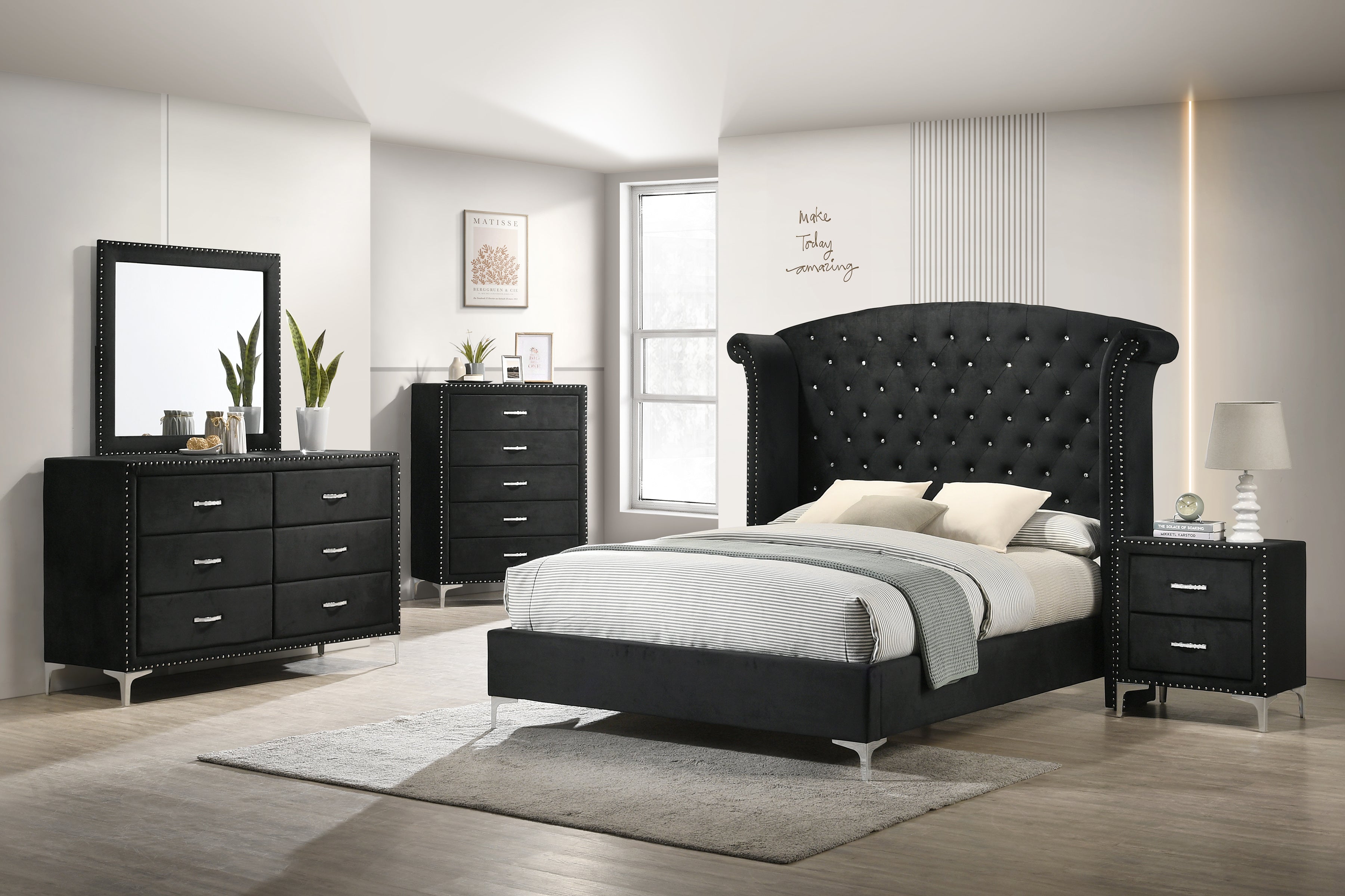 Lucinda Black Queen Bed