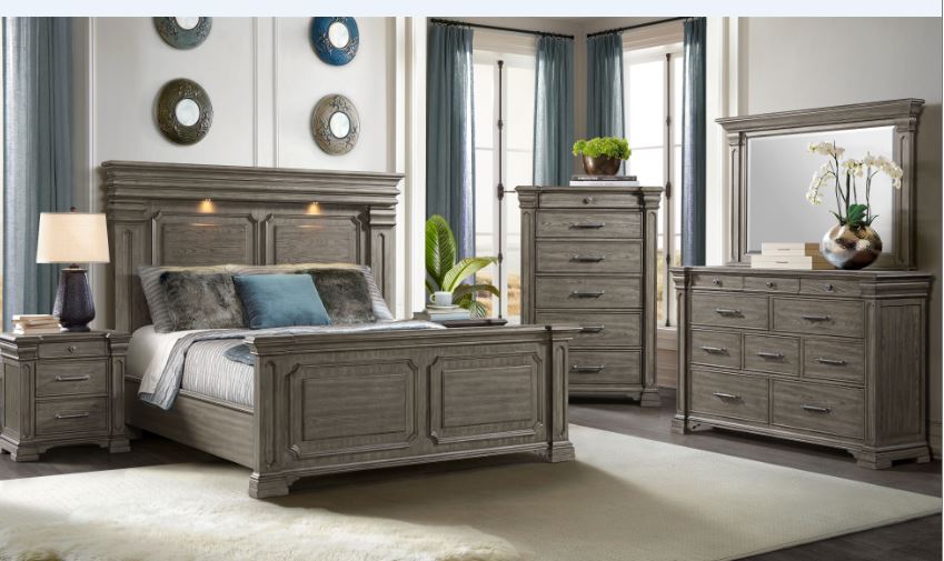 Kings Court Queen Bed