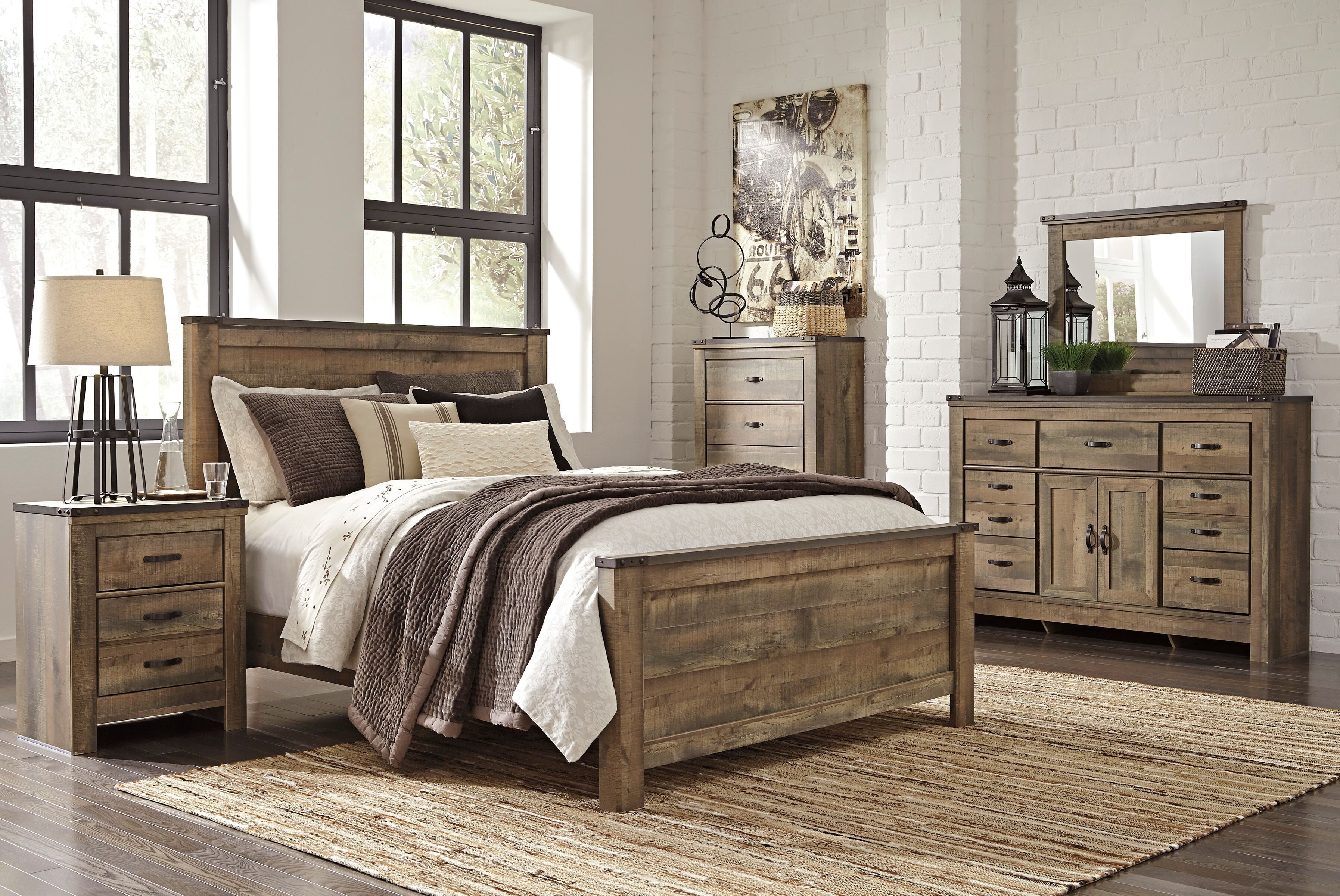 Trinell King Bed with Dresser Mirror and Nightstand