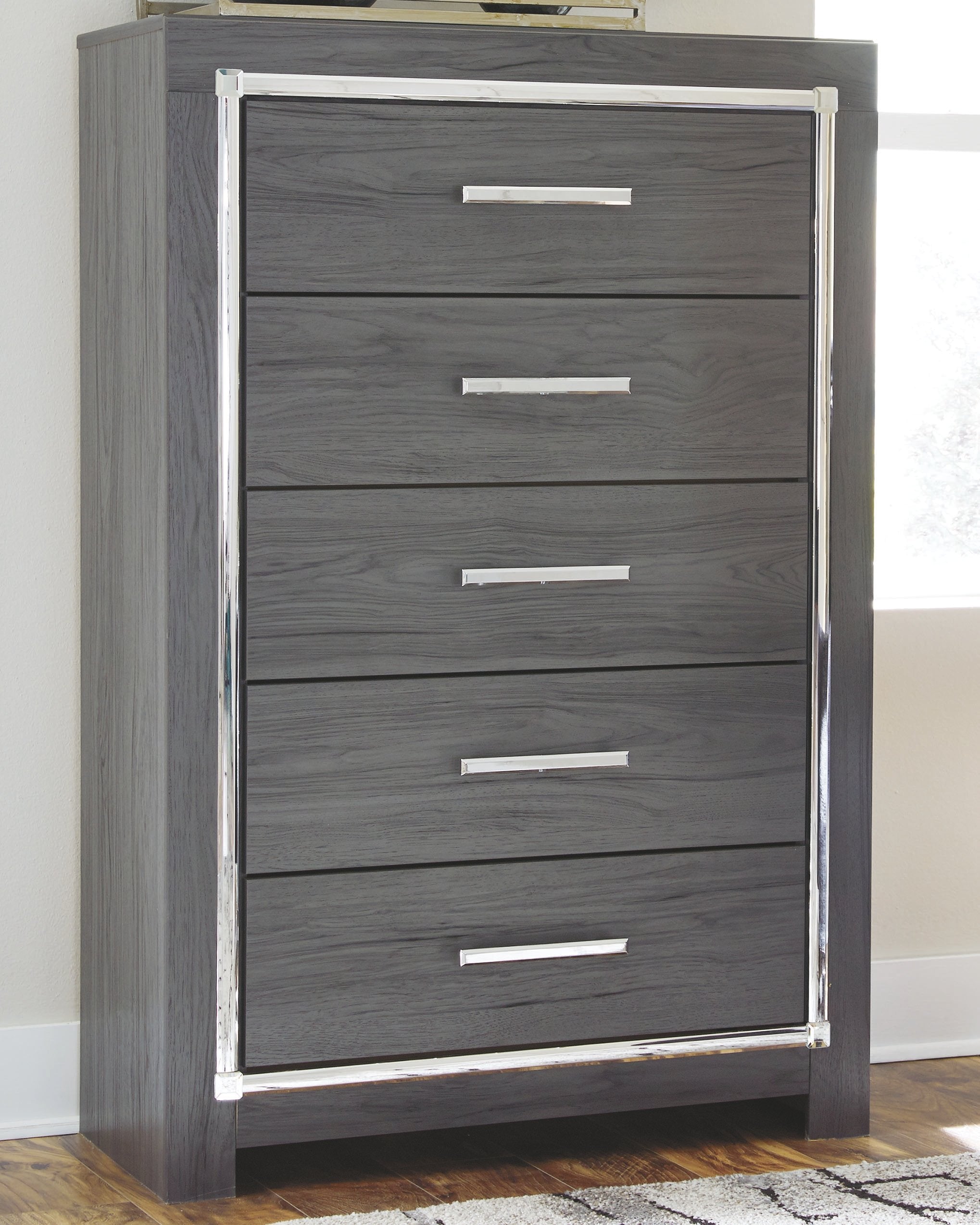 Lodanna Five Drawer Chest