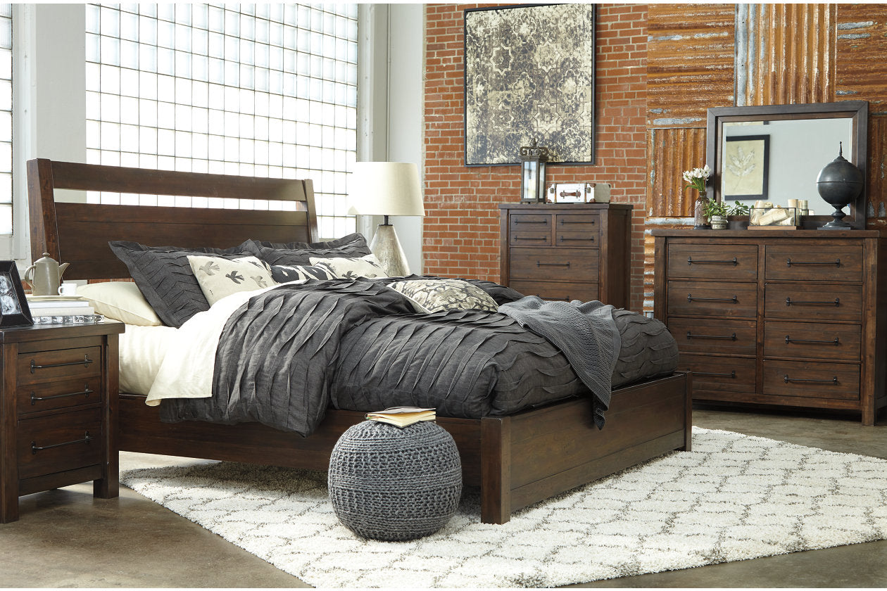 Starmore Queen Panel Bed