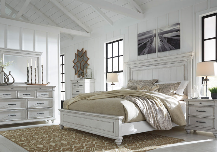 Kanwyn Queen Bed with Dresser, Mirror and Nightstand