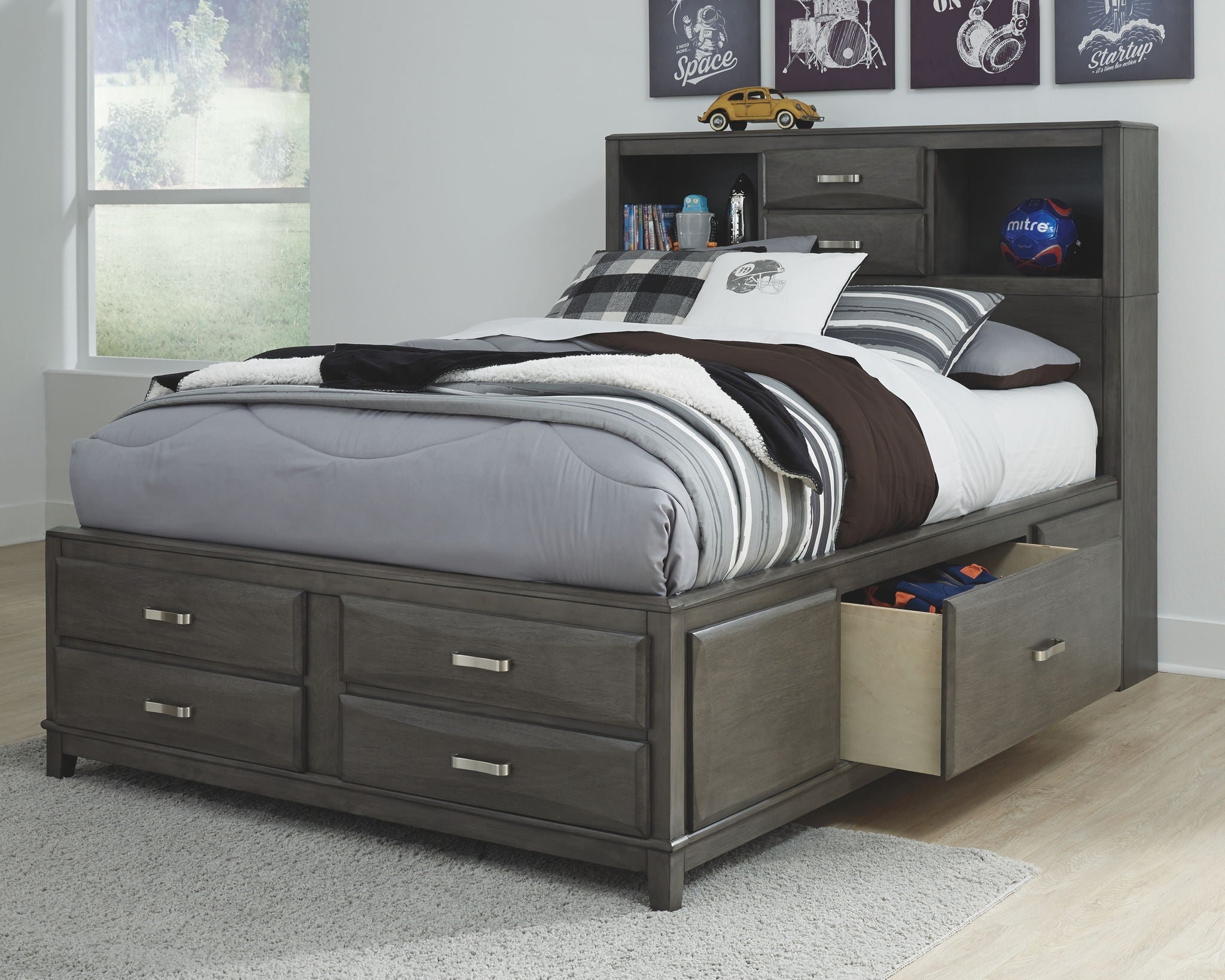 Caitbrook Full Storage Bed