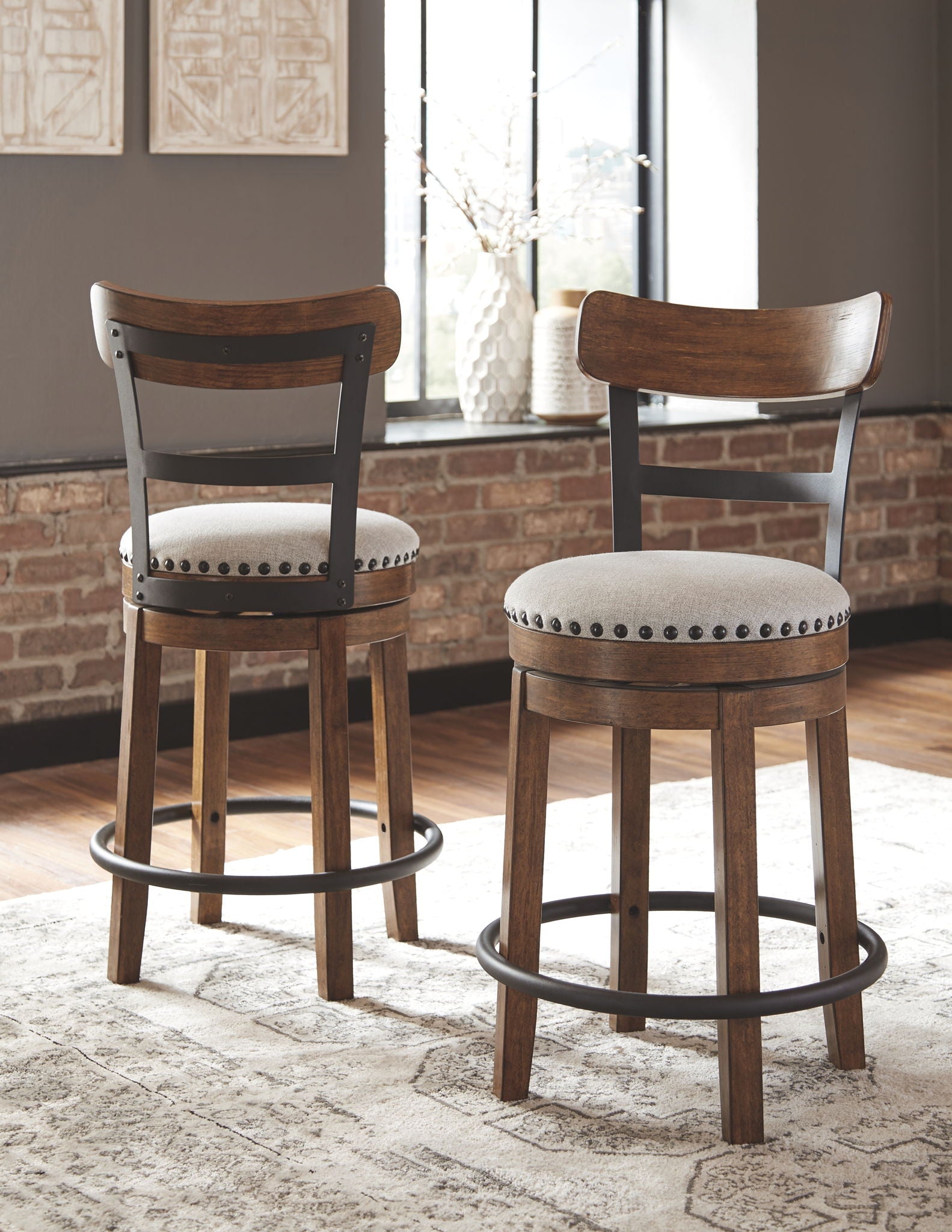 Valebeck Counter Height Upholstered Swivel Bar Stool with Contoured Back