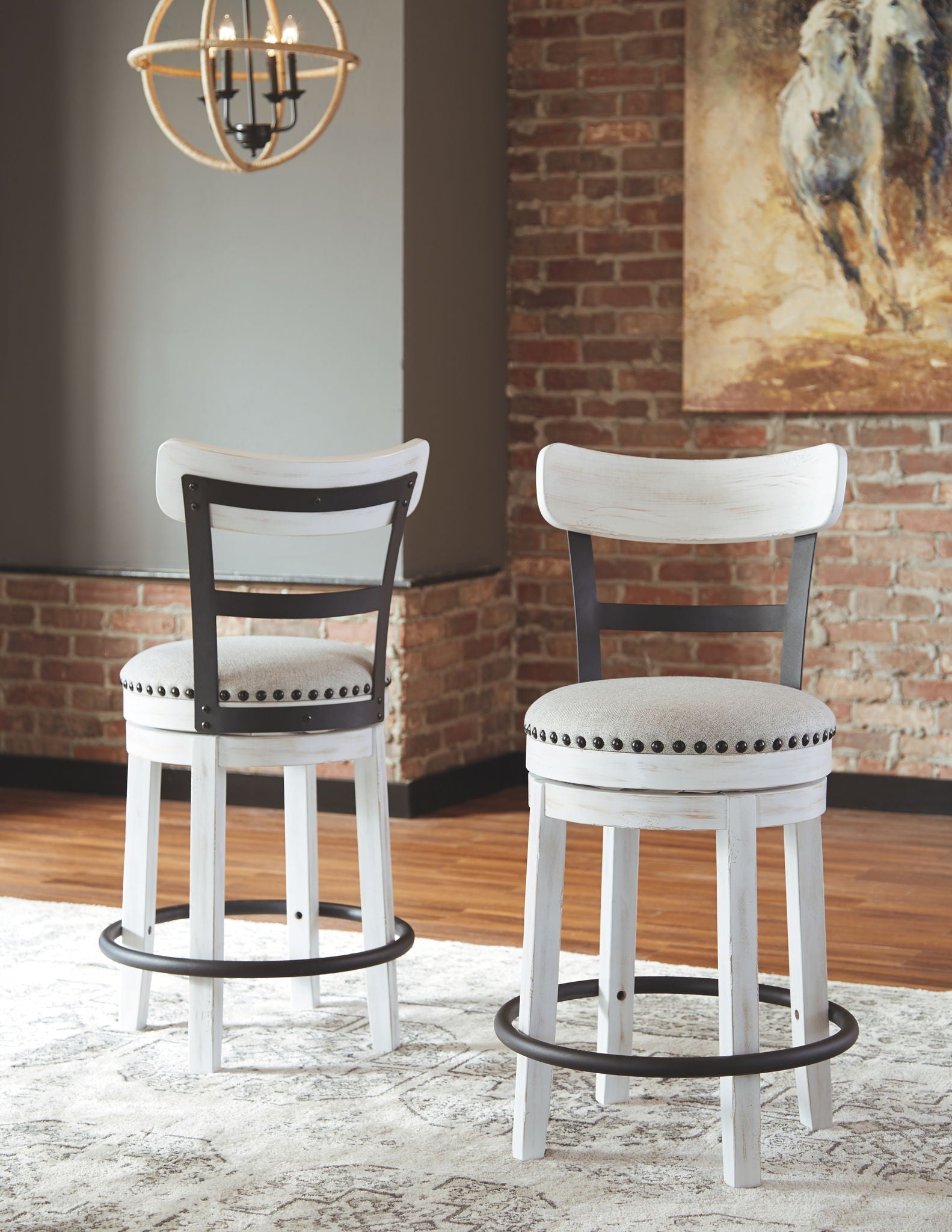 Valebeck Bar Height Upholstered Swivel Bar Stool with Contoured Back