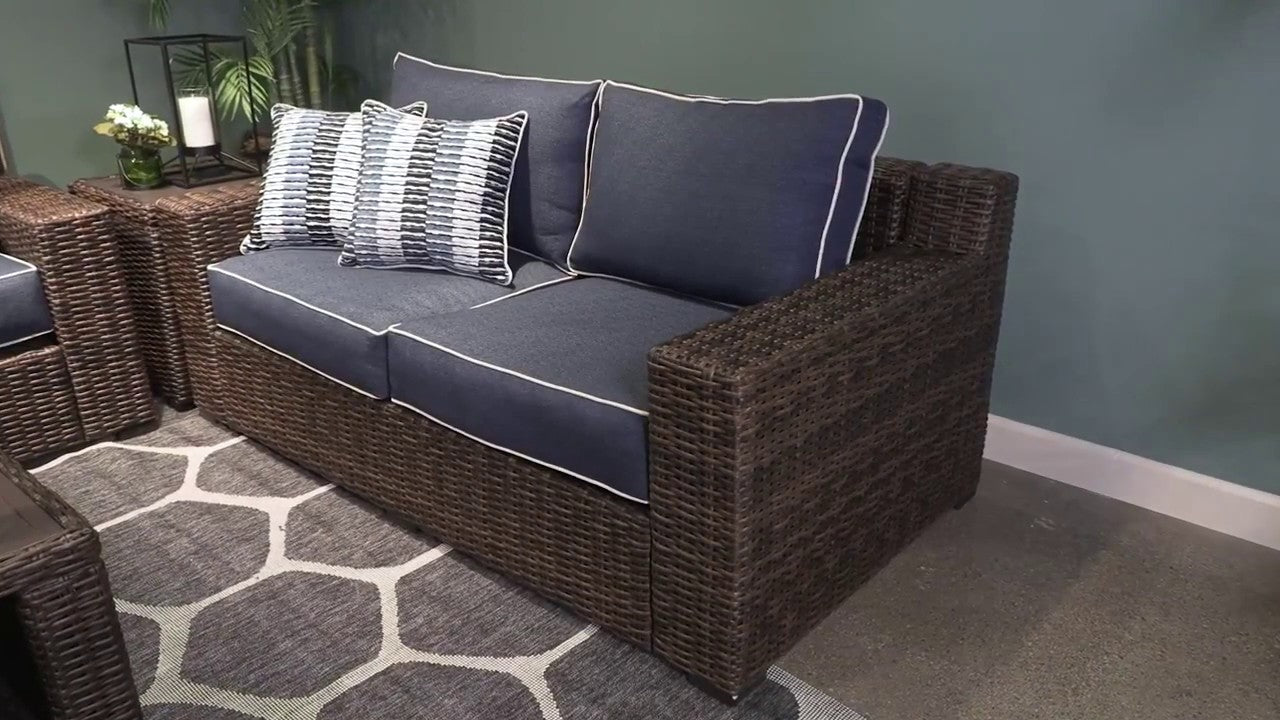 Grasson Lane Loveseat with Cushion